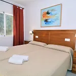 布里亚纳海滩hc公寓 酒店 *
